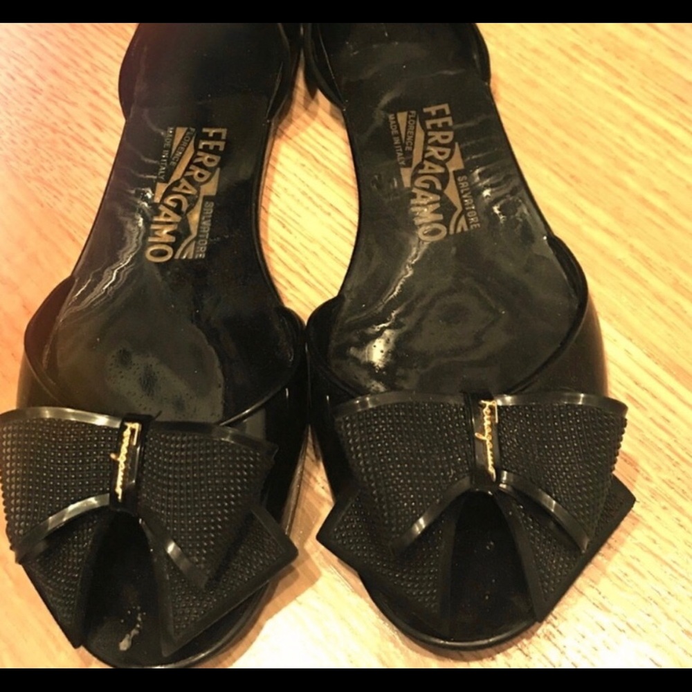 Salvatore Ferragamo jelly black sandals size 8